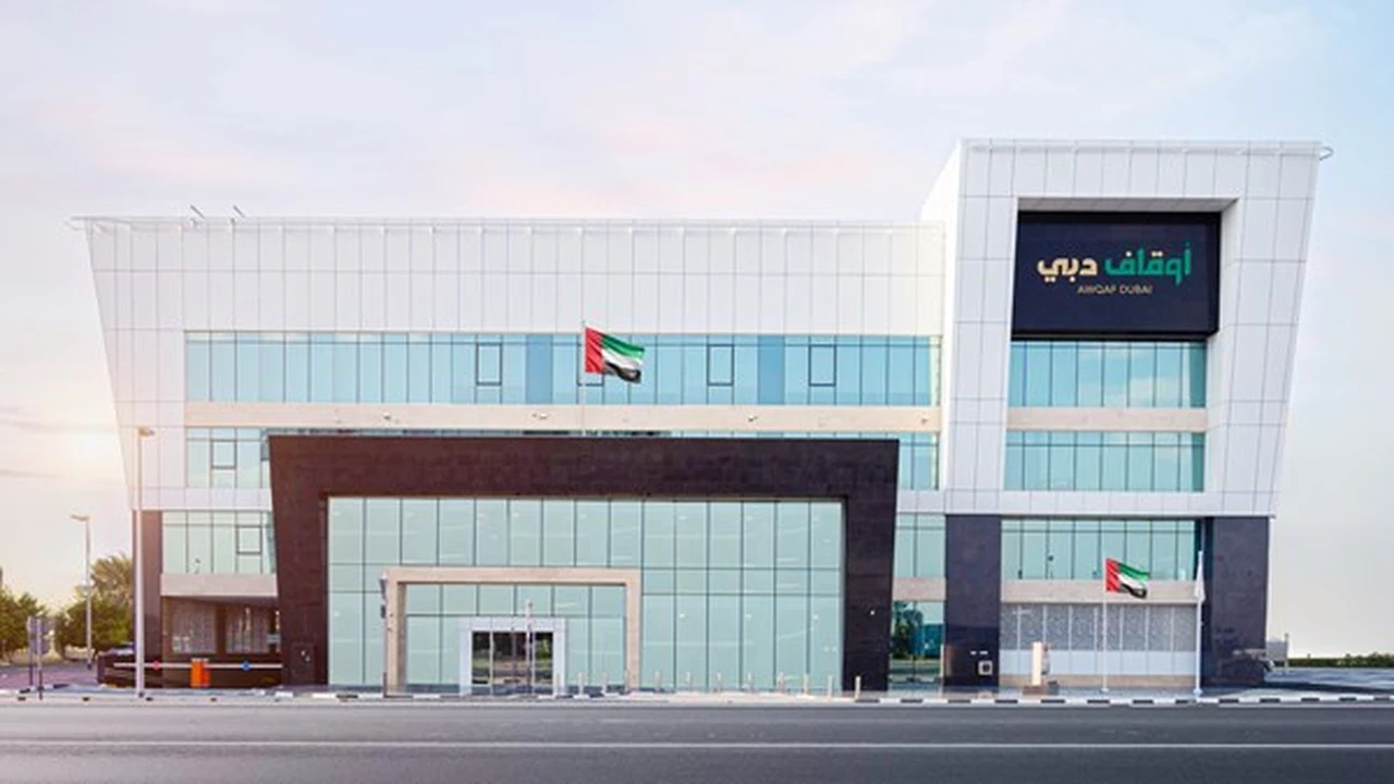 خدمات جديدة من أوقاف دبي عبر تطبيق “دبي الآن”